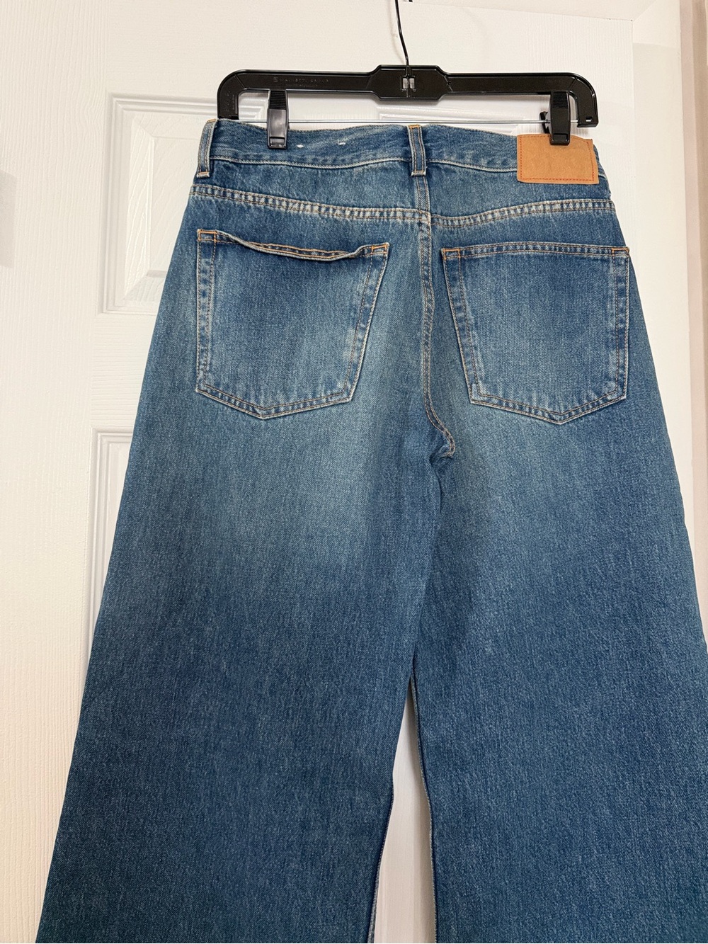 High-Rise Wide Leg Women's Jeans in Dark Blue its New - Picture 10 of 12